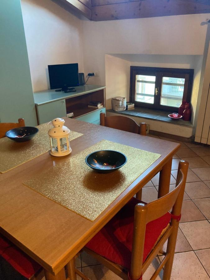 베르가모 La Casa Rustica Di Ale E Becky 아파트 외부 사진