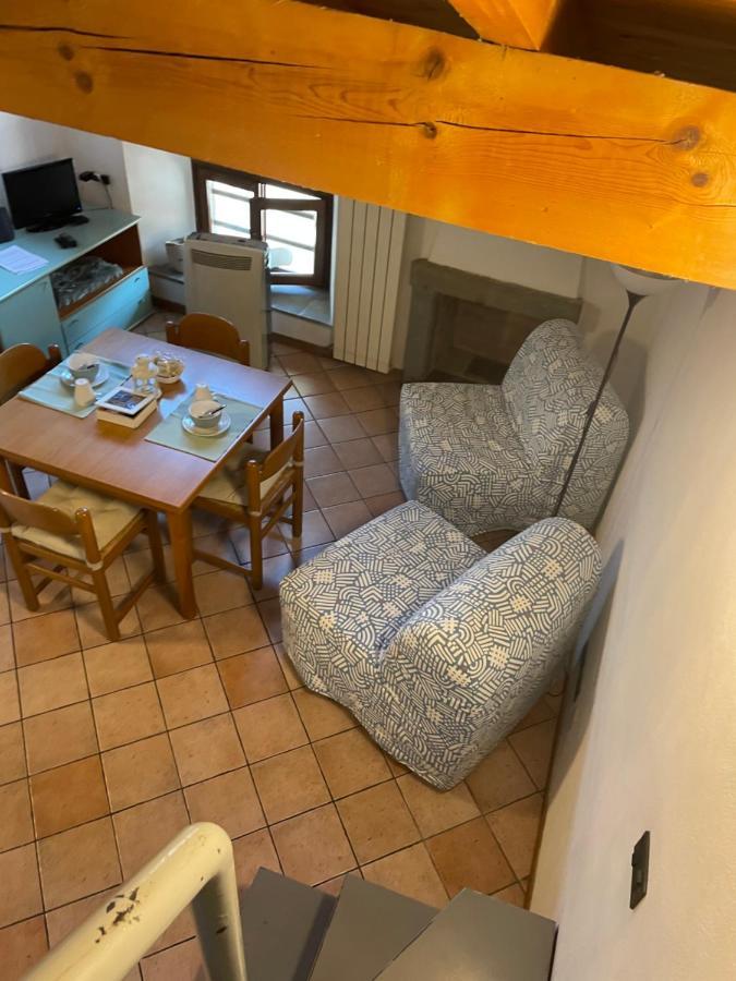 베르가모 La Casa Rustica Di Ale E Becky 아파트 외부 사진