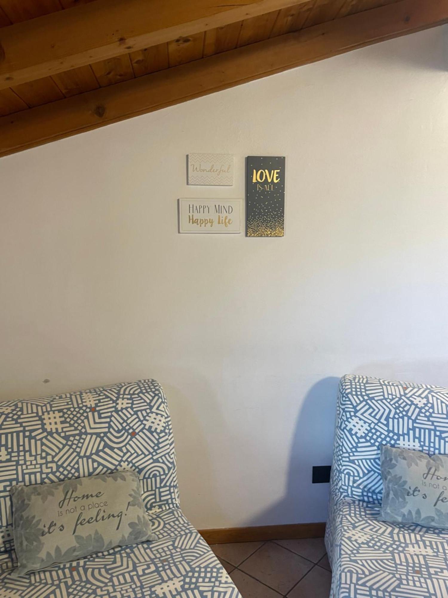 베르가모 La Casa Rustica Di Ale E Becky 아파트 외부 사진
