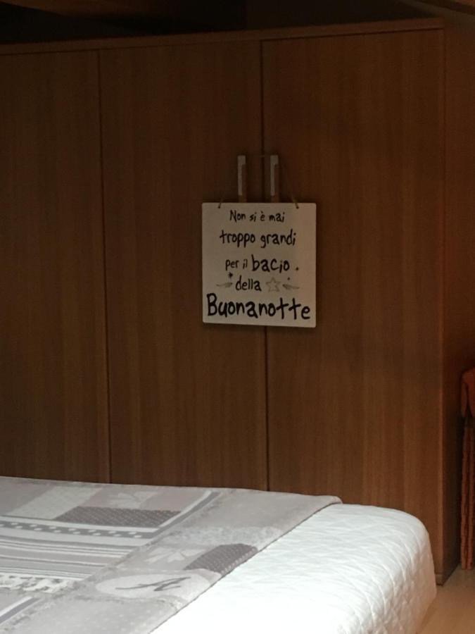 베르가모 La Casa Rustica Di Ale E Becky 아파트 외부 사진